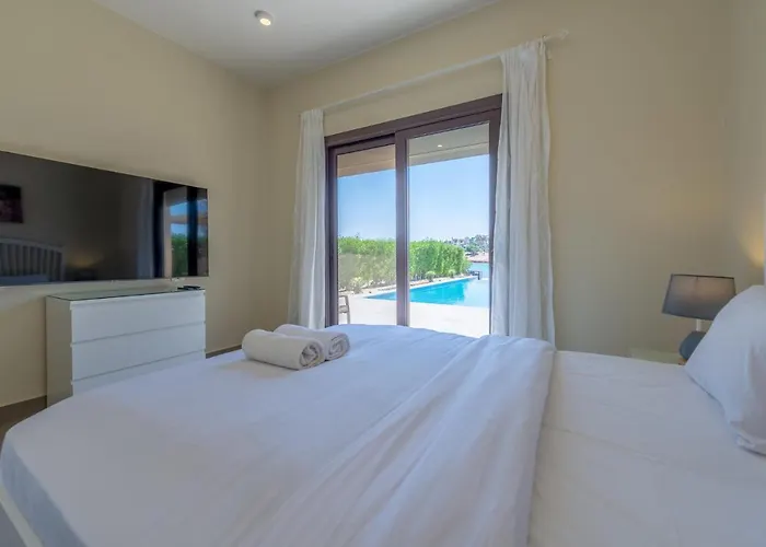 Joubal Lagoon Ii 4-bedroom With Private Pool & Lagoon Views Villa *