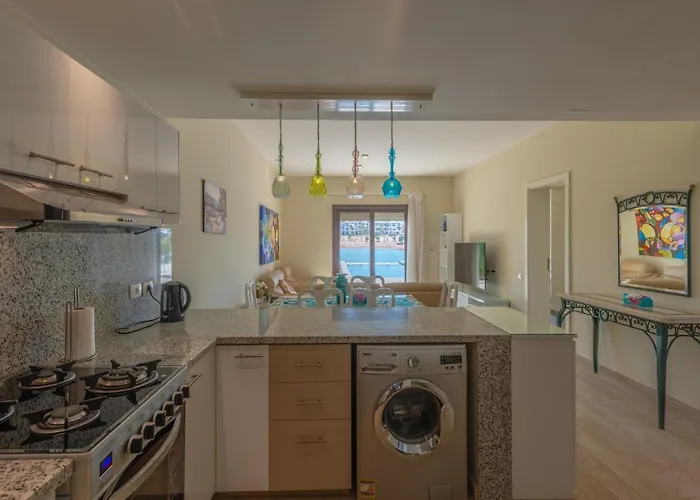 Joubal Lagoon Ii 4-bedroom With Private Pool & Lagoon Views Hurgada