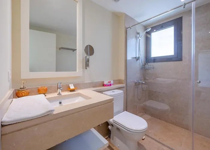 Villa Joubal Lagoon Ii 4-bedroom With Private Pool & Lagoon Views *