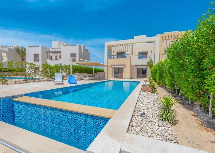 Villa Joubal Lagoon Ii 4-bedroom With Private Pool & Lagoon Views